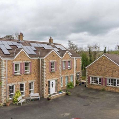 Killead House Hotel Aldergrove ภายนอก รูปภาพ