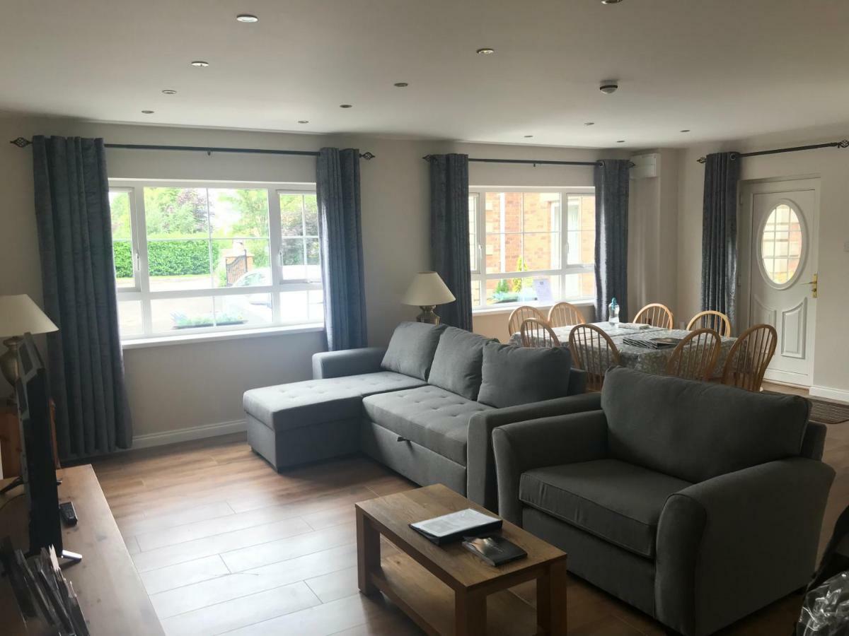 Killead House Hotel Aldergrove ภายนอก รูปภาพ
